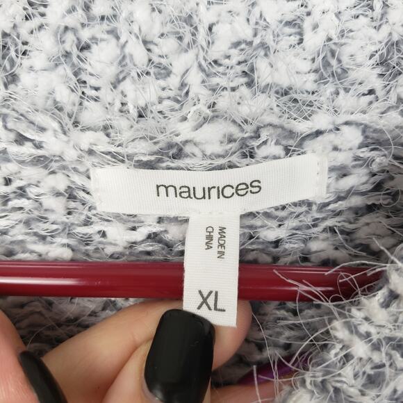 Maurices XL Mock Neck Pullover Sweater Two Tone White Black Fuzzy Cozy Winter - Picture 3 of 7